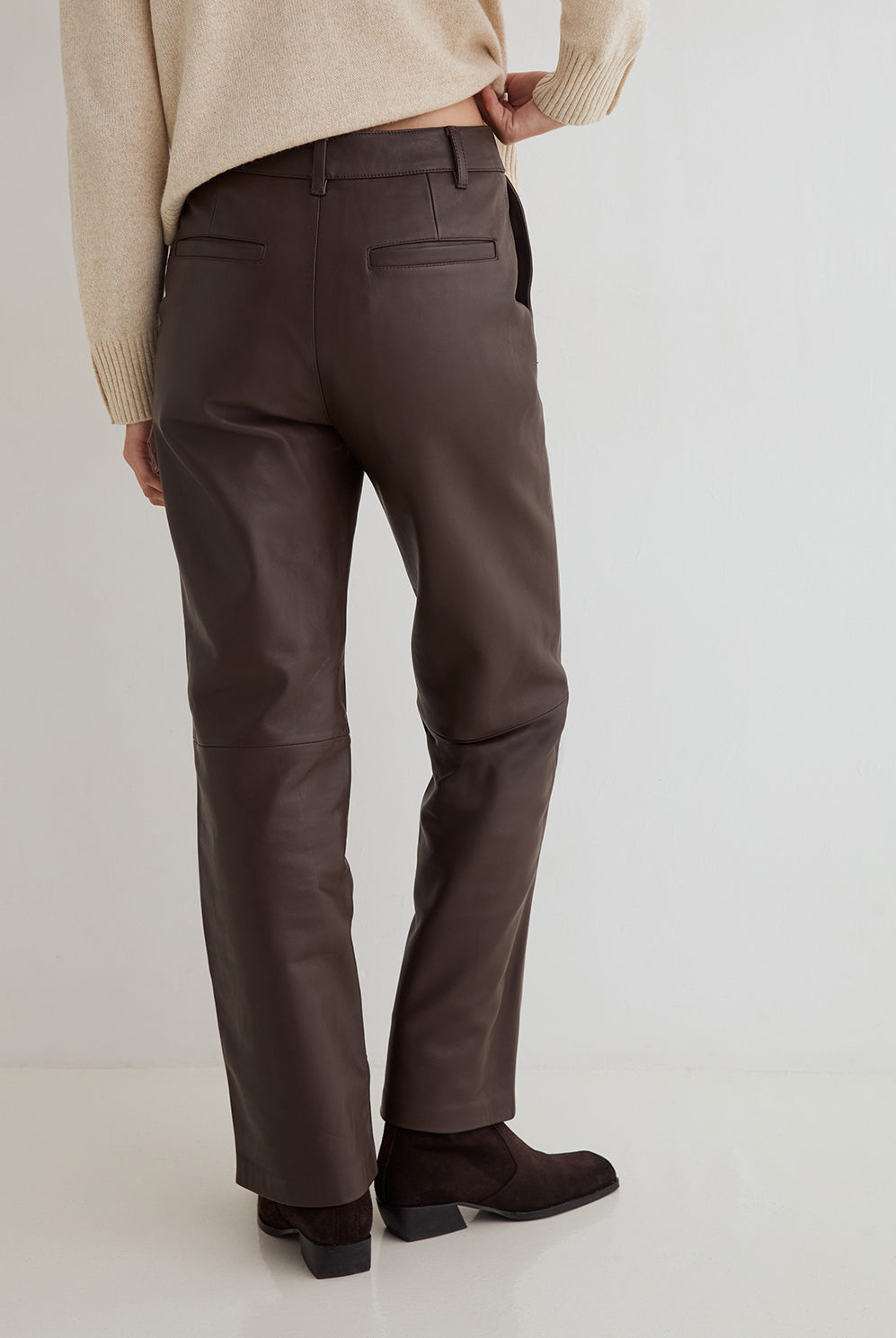 Pantalon Tod cuir choco – Yerse