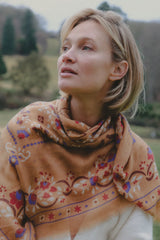 Foulard Secret garden camel