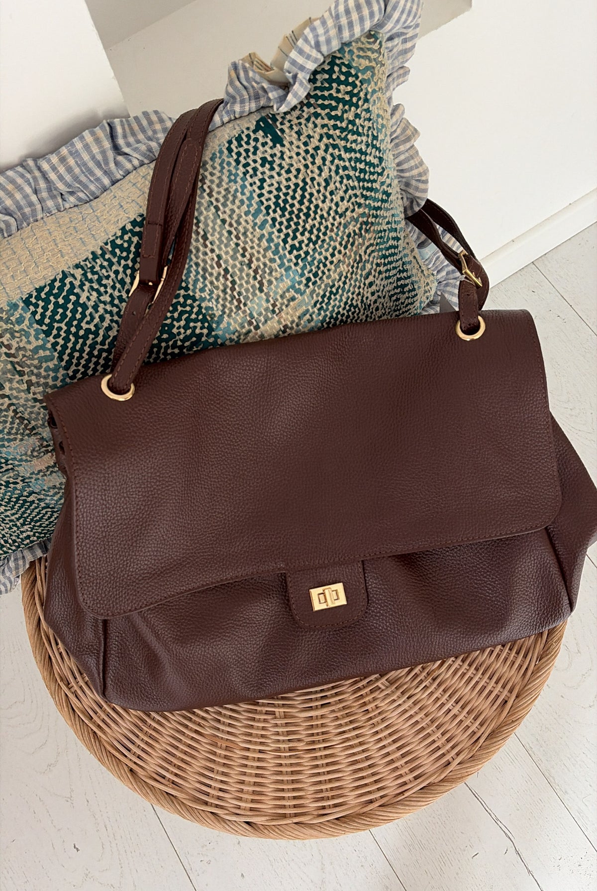Sac maxi Flap choco – CLO
