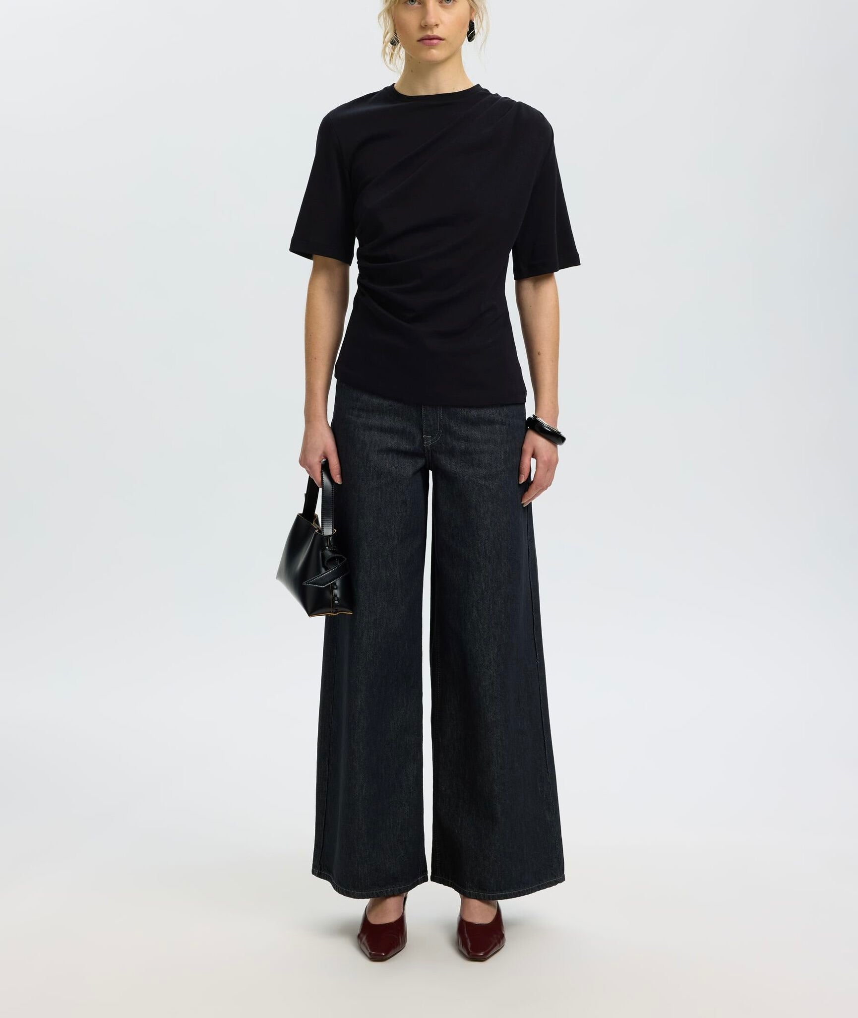 t-shirt Woline black – Selected