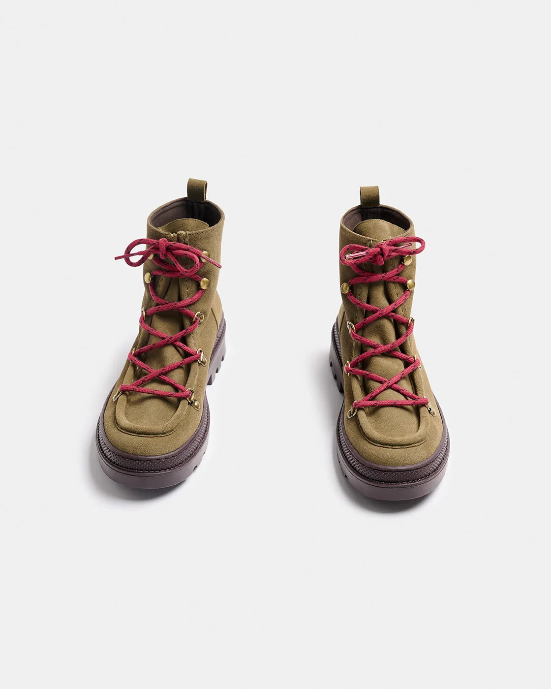 Boots Kaus Olive – Naguisa
