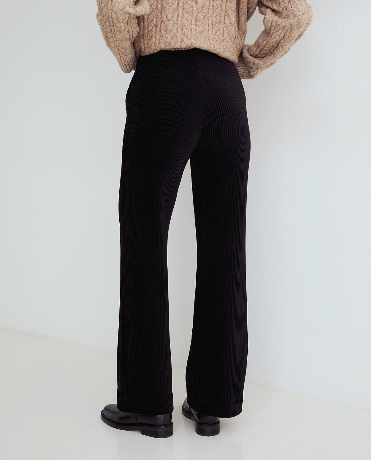 Pantalon Albert noir – Yerse