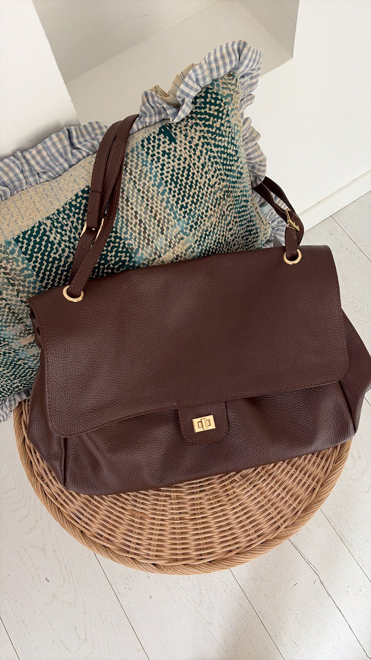 Sac maxi Flap choco – CLO