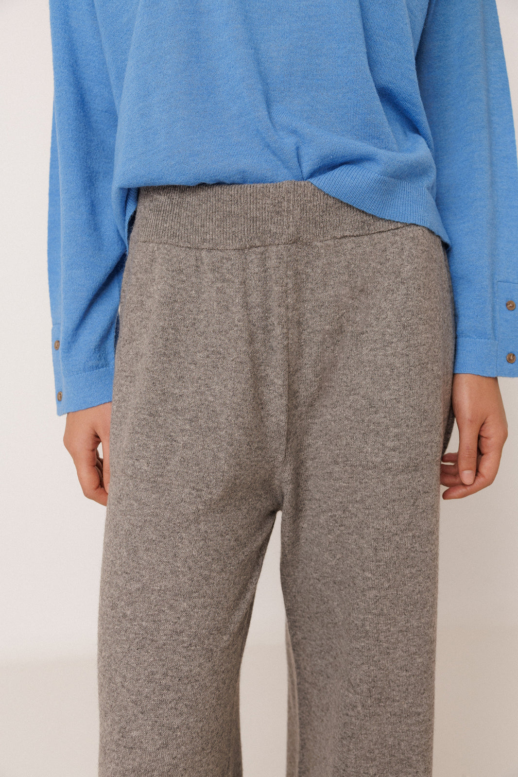 Pantalon crop gris – Indi & Cold